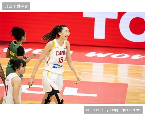 从篮球场上的“飞翔”到生活中的“超越”——曾是女篮国手后卫的成长之旅